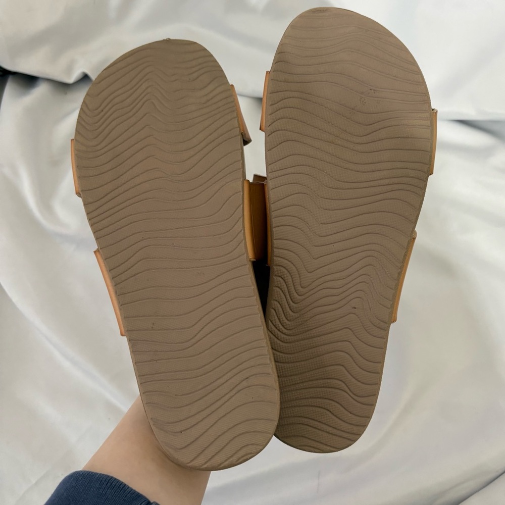 REEF Cushion Vista Sandal in Natural - Picture 3 of 5